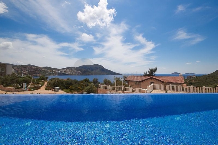 4+1 Villa with sea view in Kalkan
