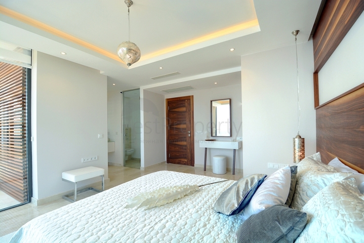 Magnificent villa with sea view in Kalkan