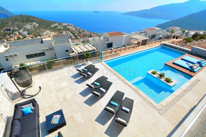 Magnificent villa with sea view in Kalkan