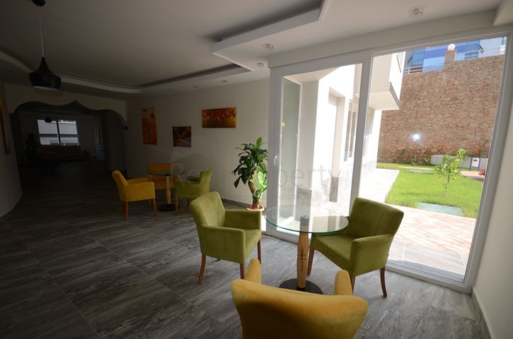 1+1 apartment in a hotel-plan complex in Kestel