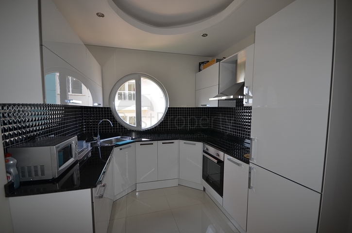 1+1 apartment in a hotel-plan complex in Kestel