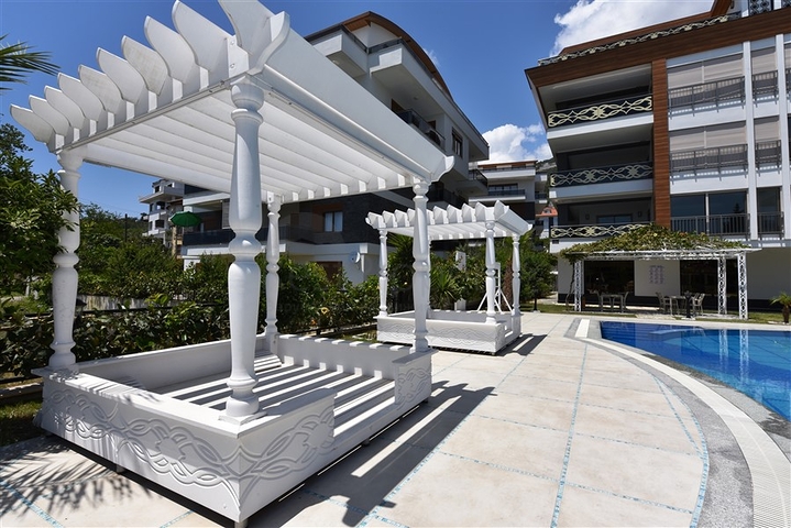 Apartments in a new modern complex in the center of Alanya