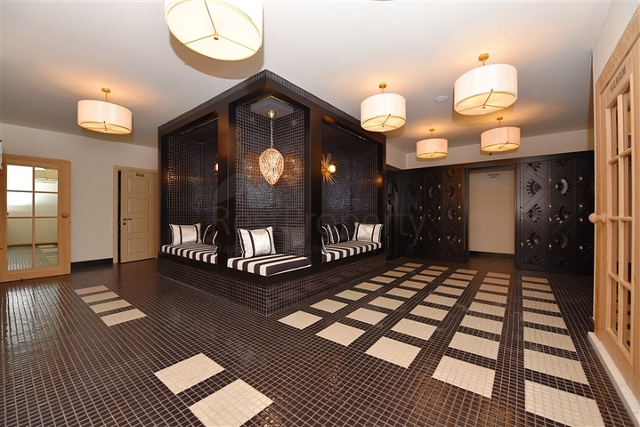 Apartments in a new modern complex in the center of Alanya