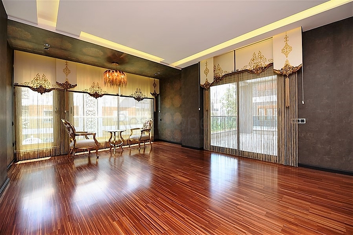 Apartments in a new modern complex in the center of Alanya