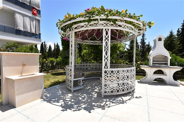 Apartments in a new modern complex in the center of Alanya