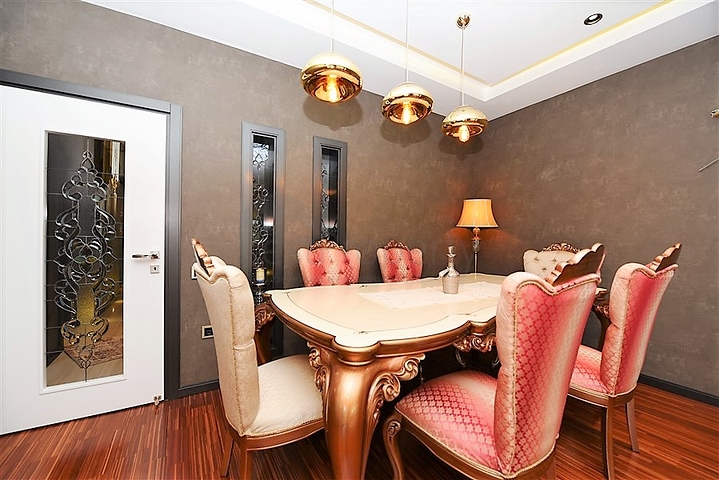 Apartments in a new modern complex in the center of Alanya