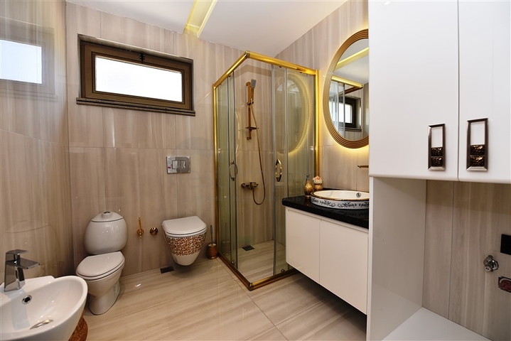 Apartments in a new modern complex in the center of Alanya