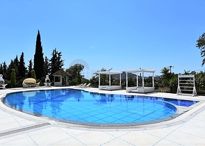 Apartments in a new modern complex in the center of Alanya