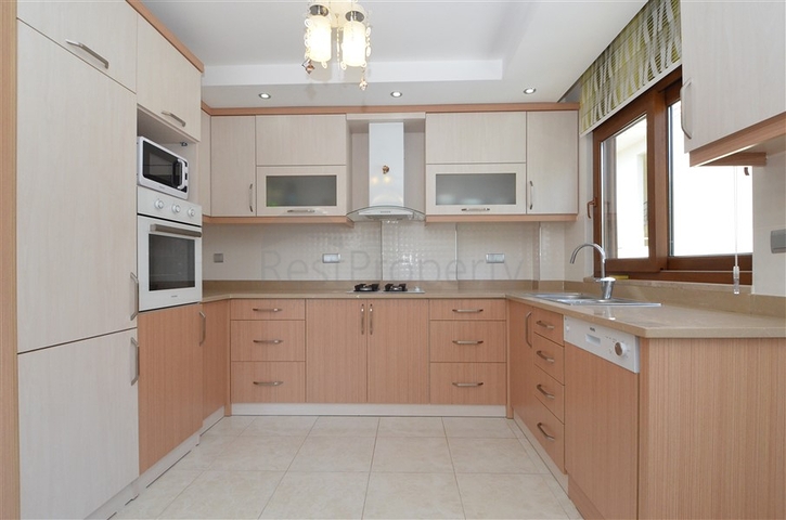 Luxury duplex apartment in the center of Alanya Luxury duplex apartment in the center of Alanya