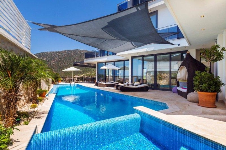 Luxury villa in Kalkan with sea view