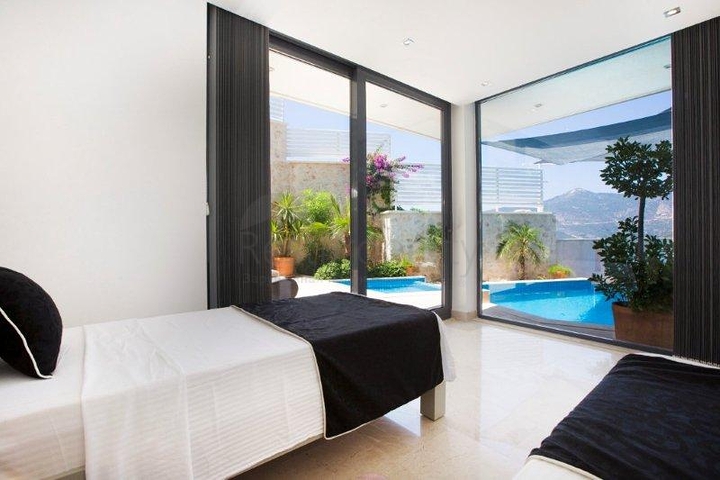 Luxury villa in Kalkan with sea view