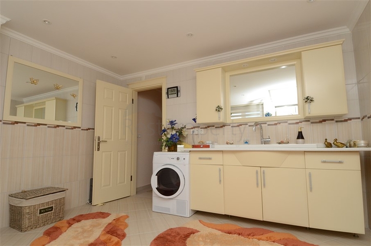 Duplex for a large family in Mahmutlar