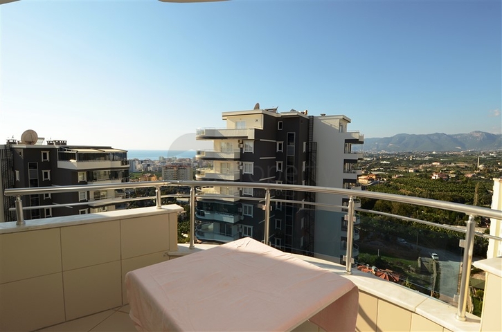 Duplex for a large family in Mahmutlar