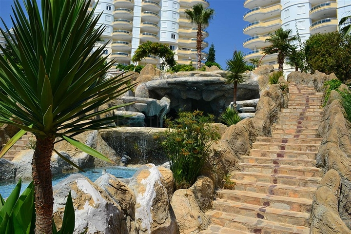 Duplex for a large family in Mahmutlar