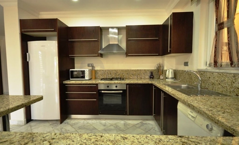 Villa with private beach and direct sea view