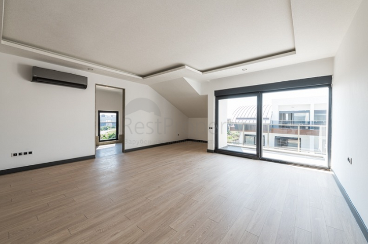 Elite complex of villas near the Boachai Marina in Antalya