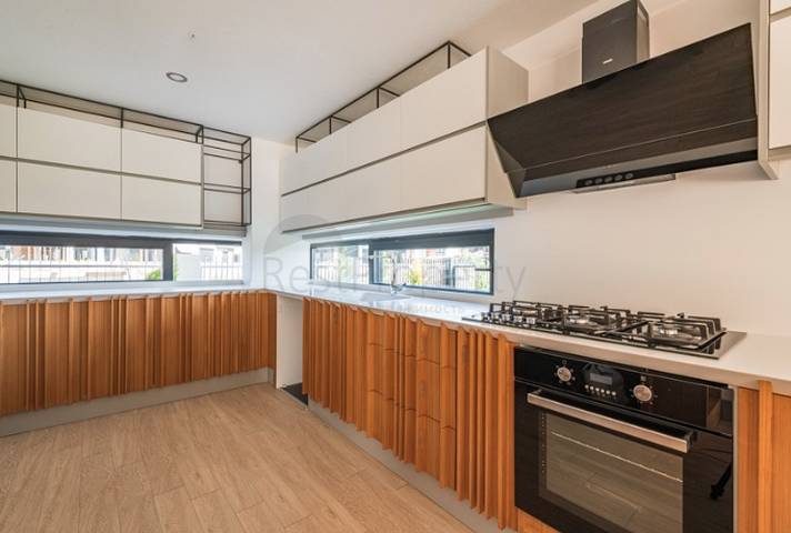 Elite complex of villas near the Boachai Marina in Antalya