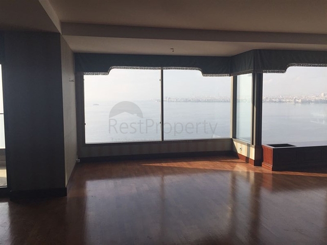 2+1 apartments in a new complex in Izmir