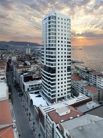 2+1 apartments in a new complex in Izmir