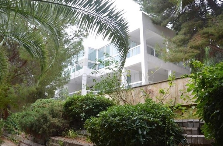 3+2 villa for a large family