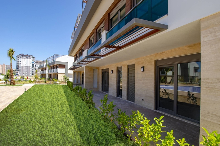 Elite project in Lara/Antalya only 400 m from the beach!