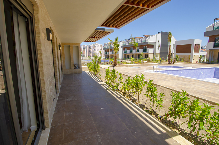 Elite project in Lara/Antalya only 400 m from the beach!