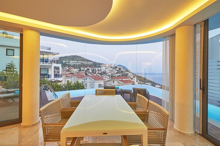 Luxury villa 5+1 in Kalkan