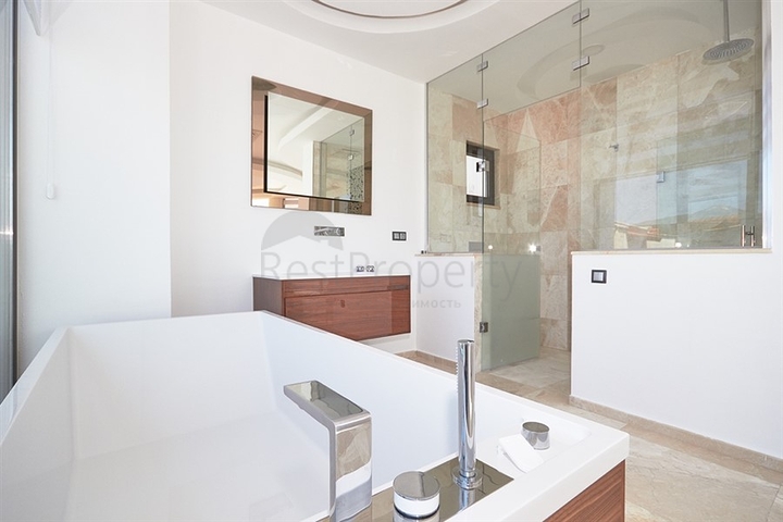 Luxury villa 5+1 in Kalkan