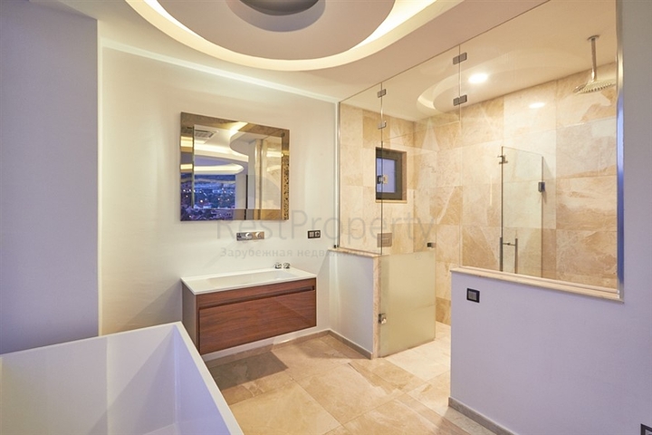 Luxury villa 5+1 in Kalkan