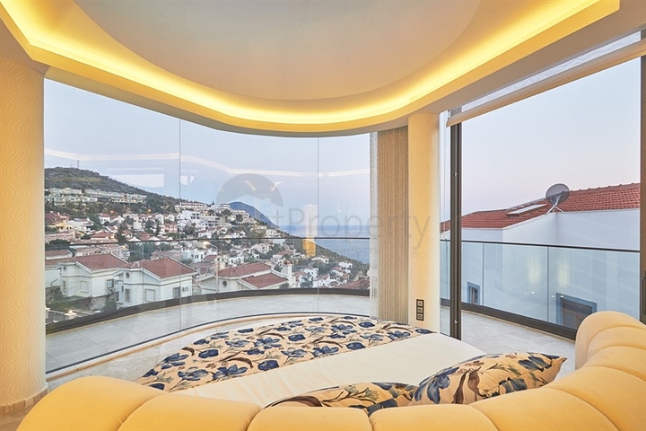 Luxury villa 5+1 in Kalkan