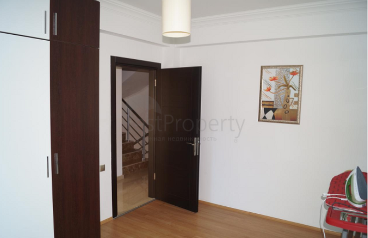 4 + 1 furnished villa near the National Golf Club in Kadriye Belek