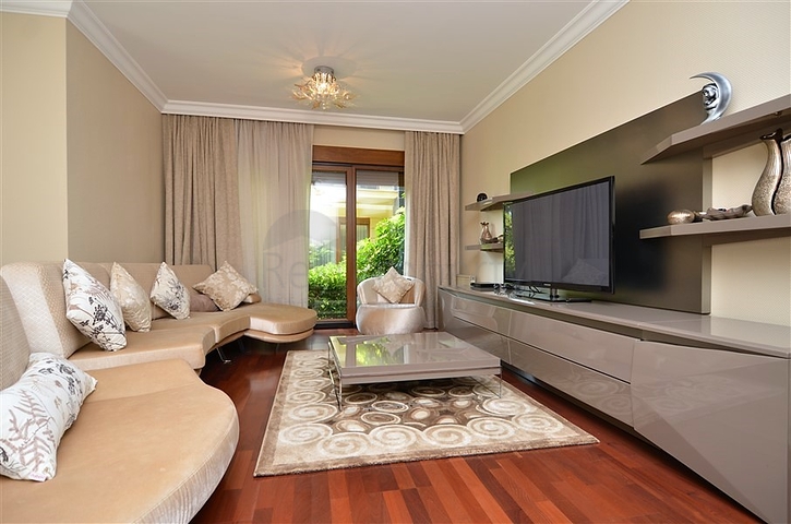 Two-bedroom apartment for rent in the center of Alanya