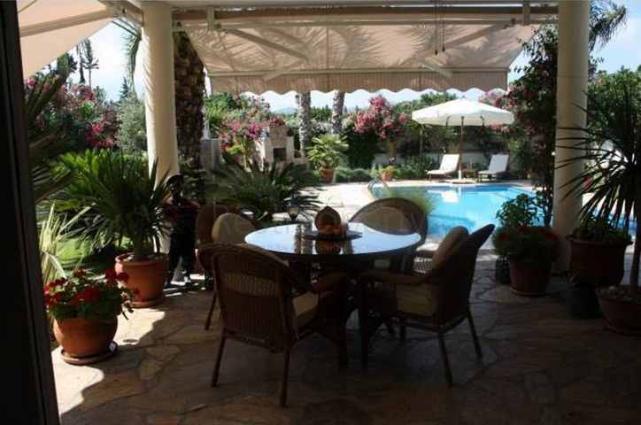 Villa 4 + 1 from the owner 500 m to the sea in Camyuva Kemer