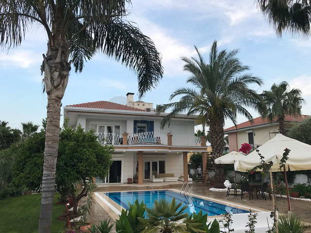 Villa 4 + 1 from the owner 500 m to the sea in Camyuva Kemer