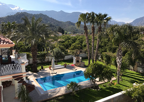 Villa 4 + 1 from the owner 500 m to the sea in Camyuva Kemer