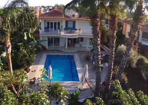 Villa 4 + 1 from the owner 500 m to the sea in Camyuva Kemer