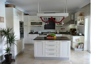 Villa 4 + 1 from the owner 500 m to the sea in Camyuva Kemer