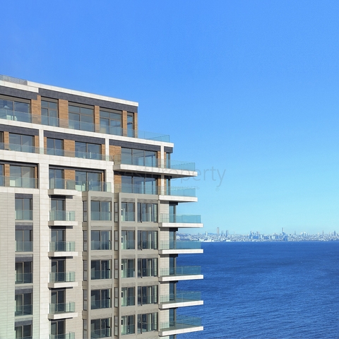 Quality Choice - Seafront Luxury Condos with terrace 
