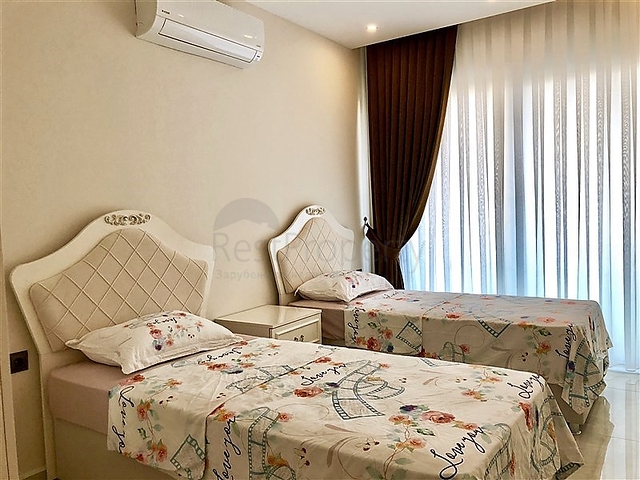 Two-bedroom apartment in a complex on the first coastline