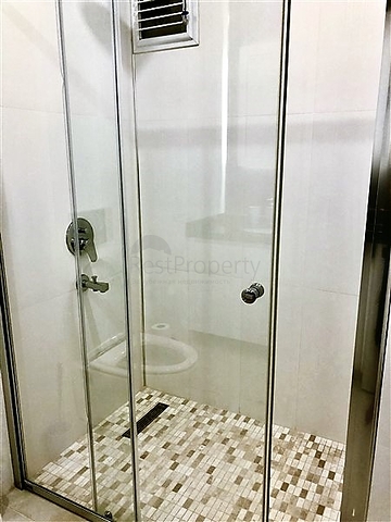 Two-bedroom apartment in a complex on the first coastline