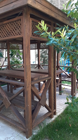 For sale 4-bedroom apartment in famous area of Kadikoy