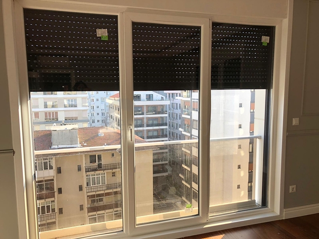 For sale 4-bedroom apartment in famous area of Kadikoy