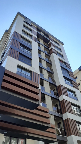 For sale 4-bedroom apartment in famous area of Kadikoy