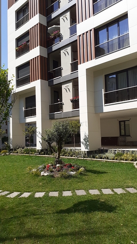 For sale 4-bedroom apartment in famous area of Kadikoy