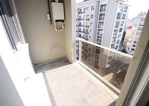 For sale 4-bedroom apartment in famous area of Kadikoy