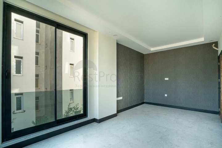 Suitable to Get Turkish Citizenship - New commercial Center in Oba / Alanya