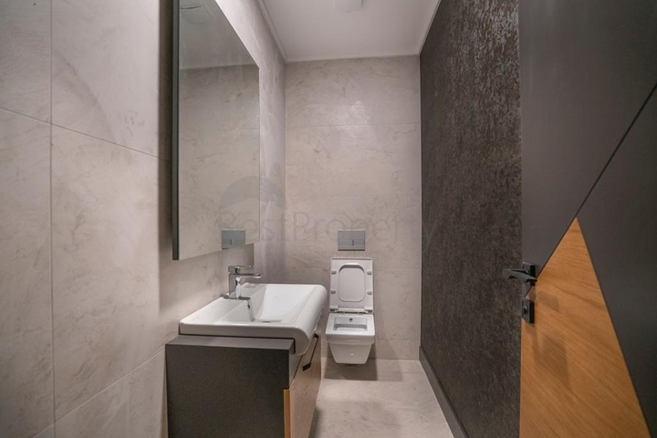 Suitable to Get Turkish Citizenship - New commercial Center in Oba / Alanya