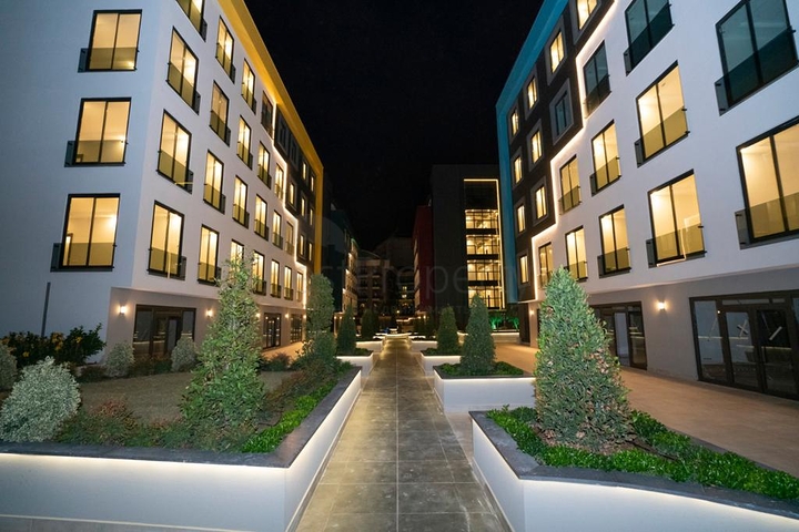 Suitable to Get Turkish Citizenship - New commercial Center in Oba / Alanya