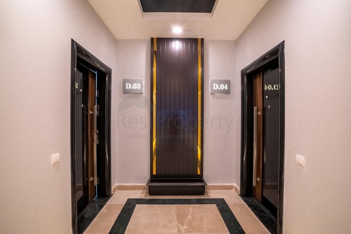 Suitable to Get Turkish Citizenship - New commercial Center in Oba / Alanya