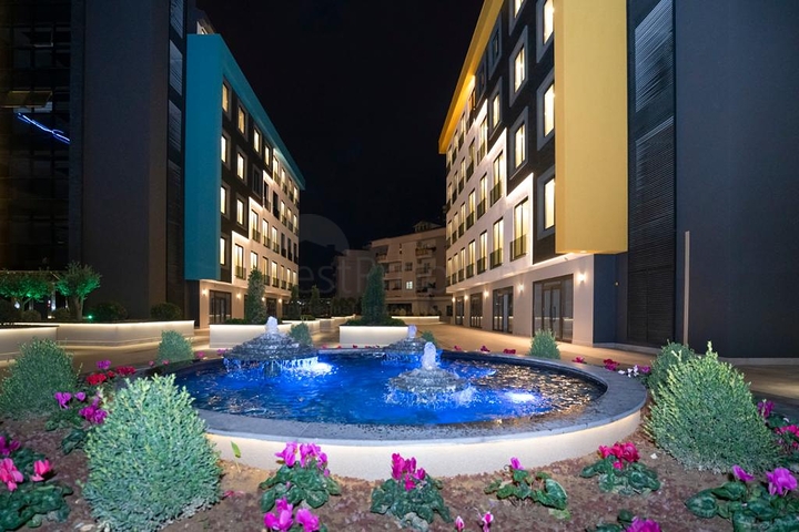 Suitable to Get Turkish Citizenship - New commercial Center in Oba / Alanya